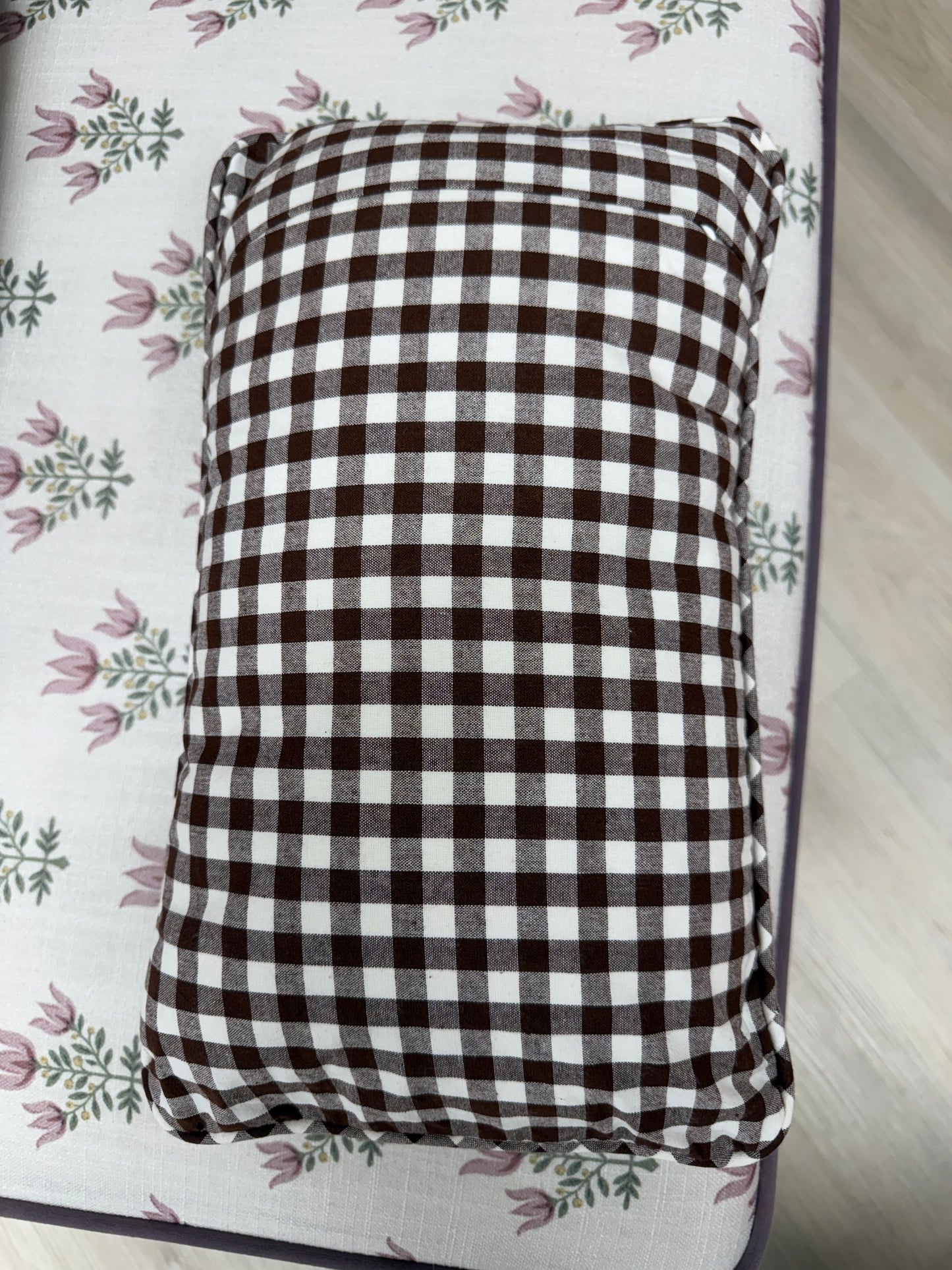 Brown Gingham Self-Finishing Pillow