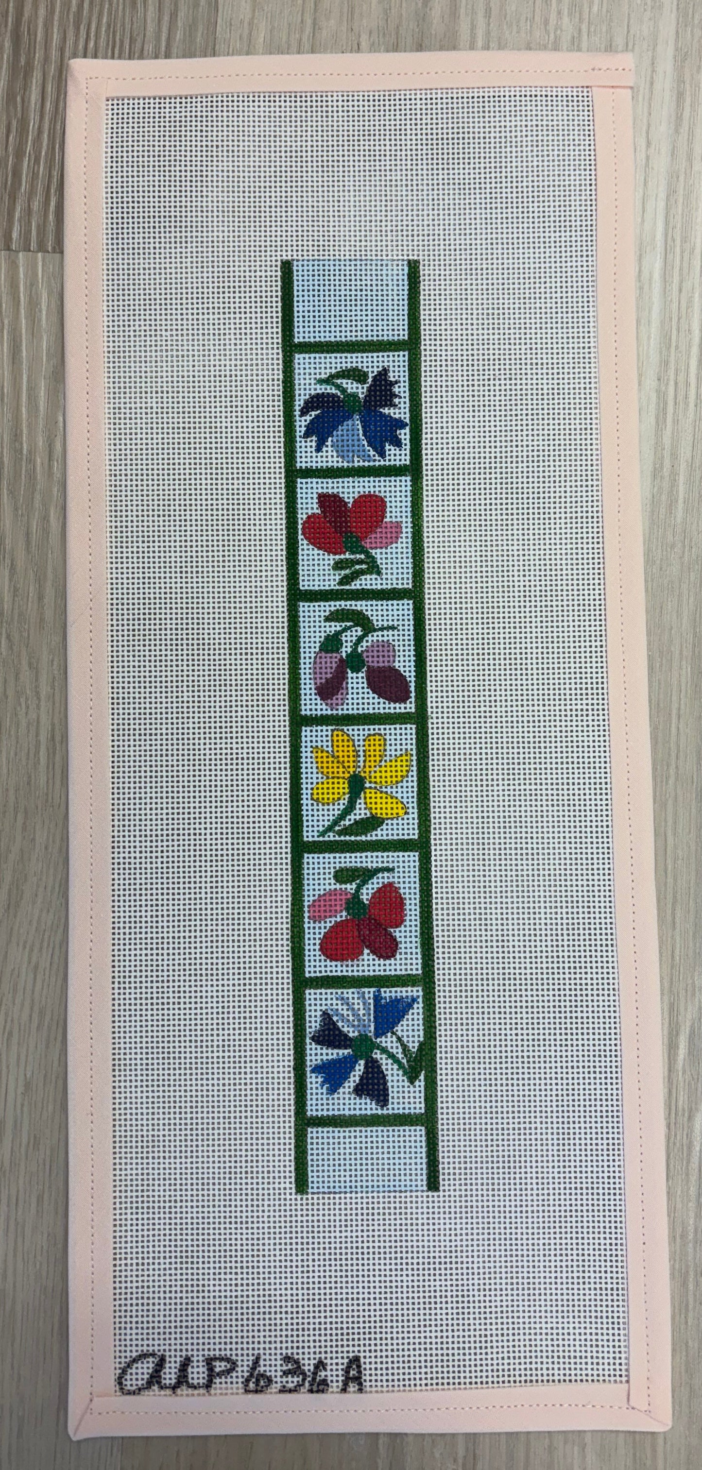 Green Trellis Key Fob