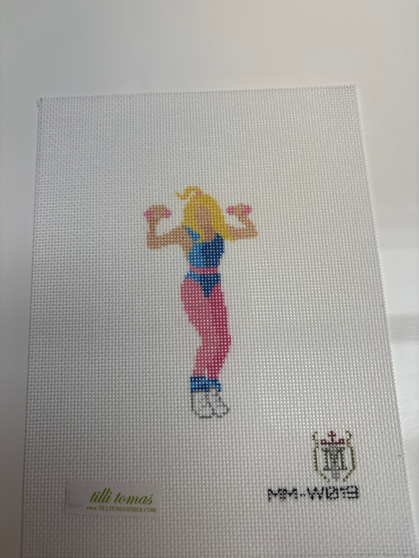 MM-W019 Aerobics Lady 2- Trunk Show