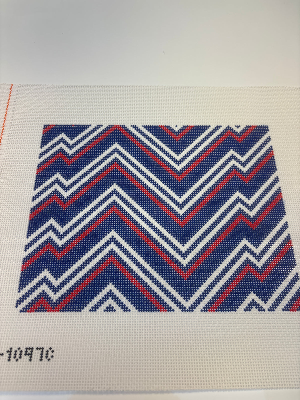 1097C - Zag Clutch Blue Red - Trunk Show