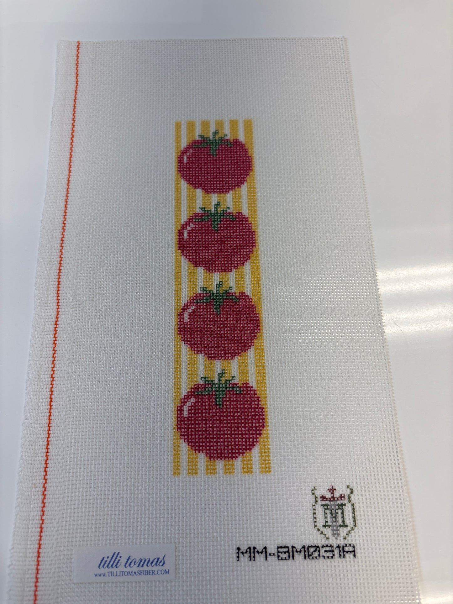MM-BM031A Tomato - Trunk Show