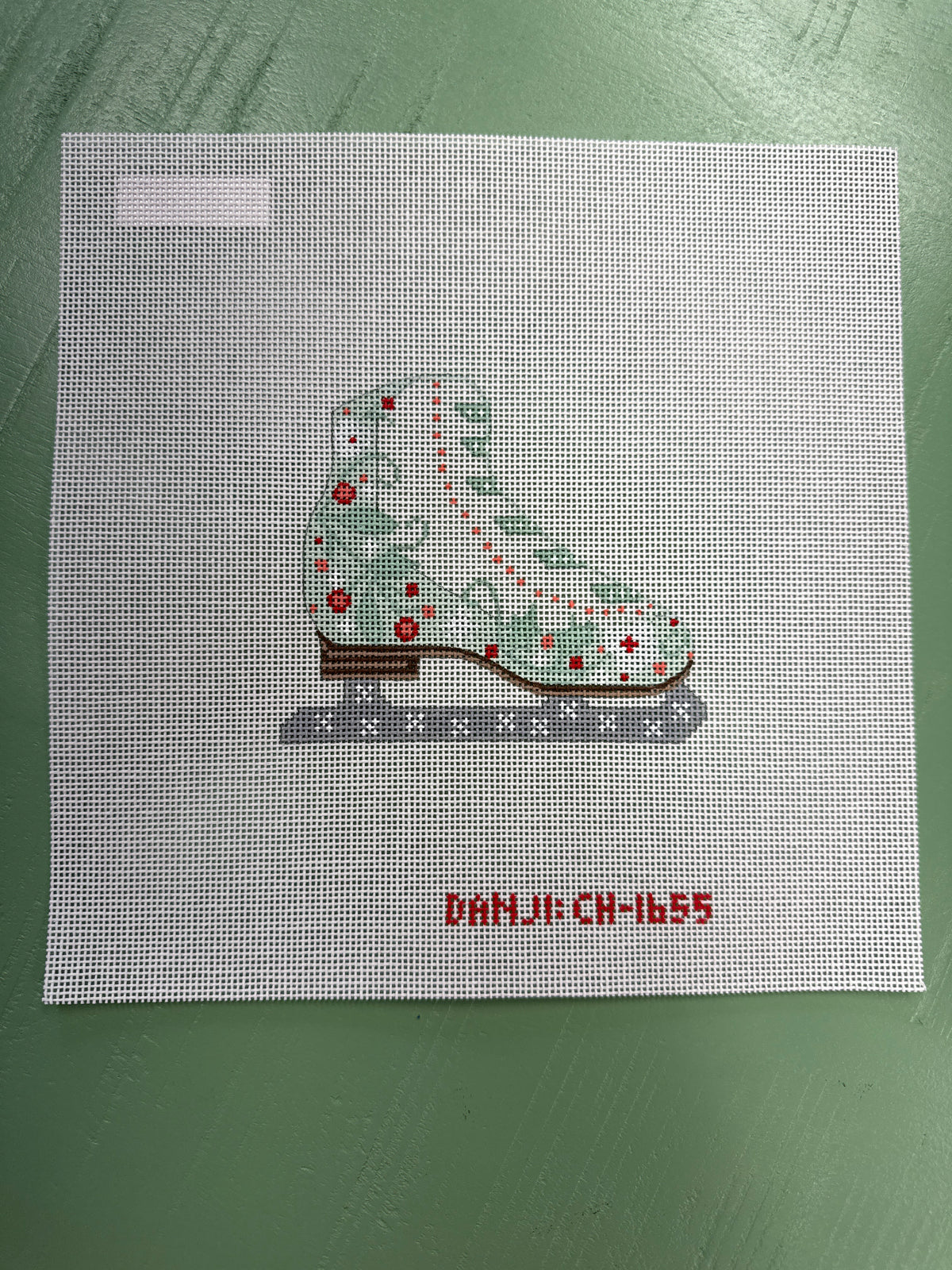 Ice Skate - Ivy