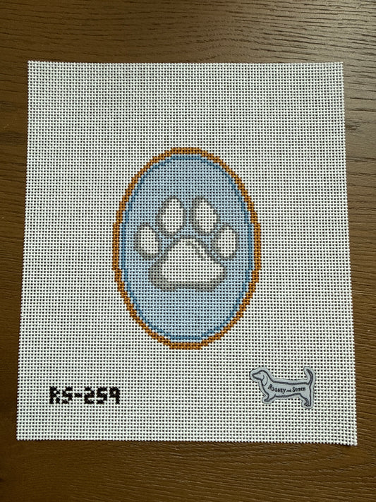Paw Print Cameo - 13 mesh