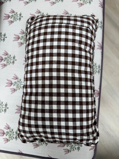Brown Gingham Self-Finishing Pillow