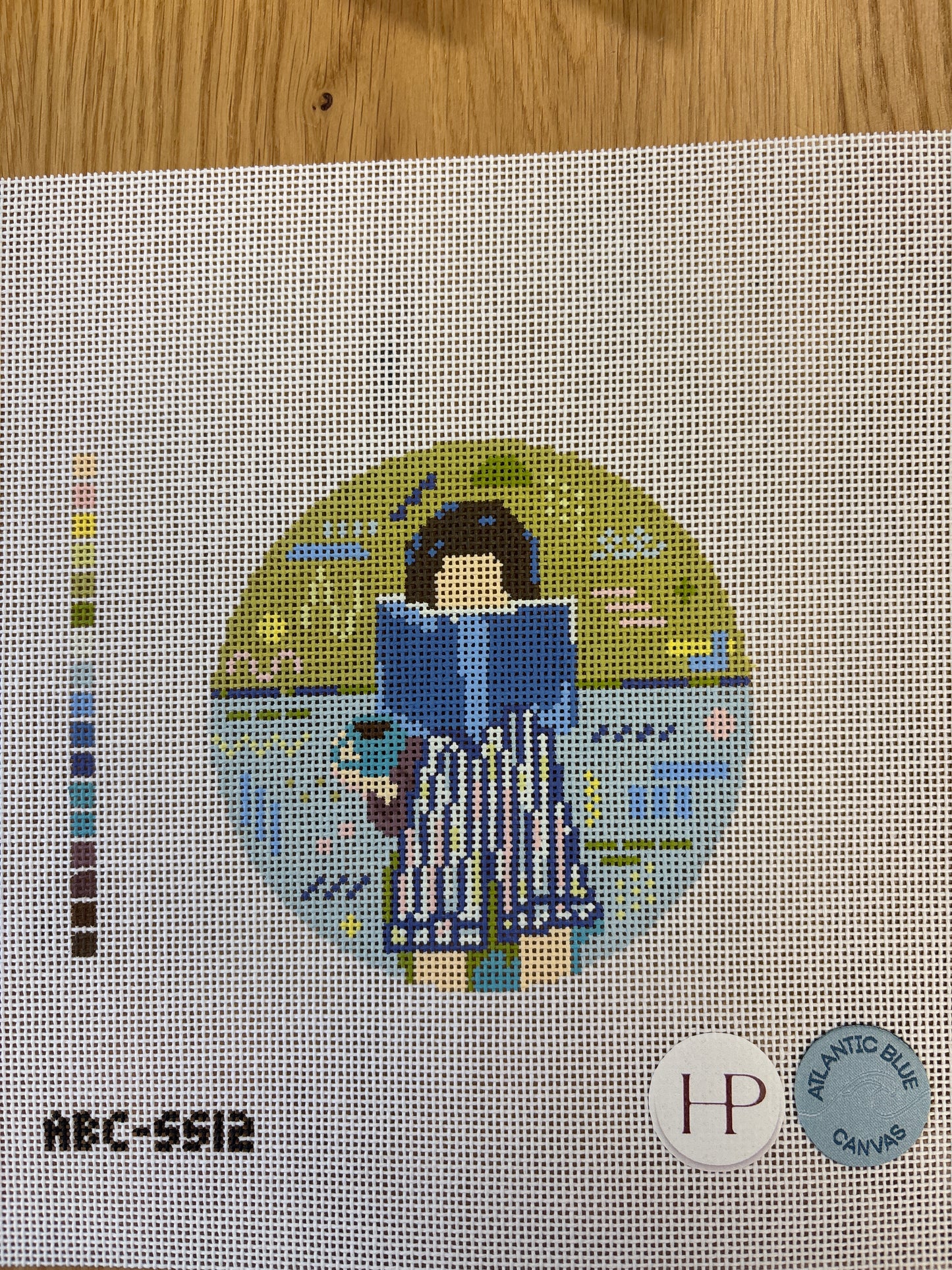 Reading Girl Round