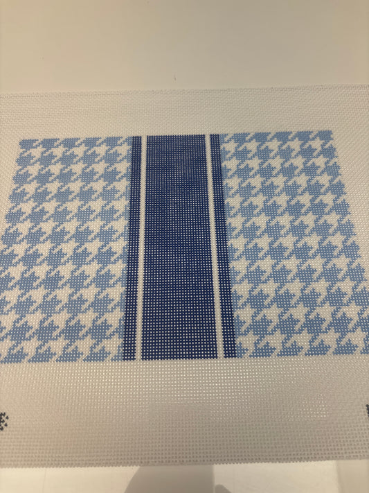 3058B - Houndstooth Clutch Blue - Trunk Show