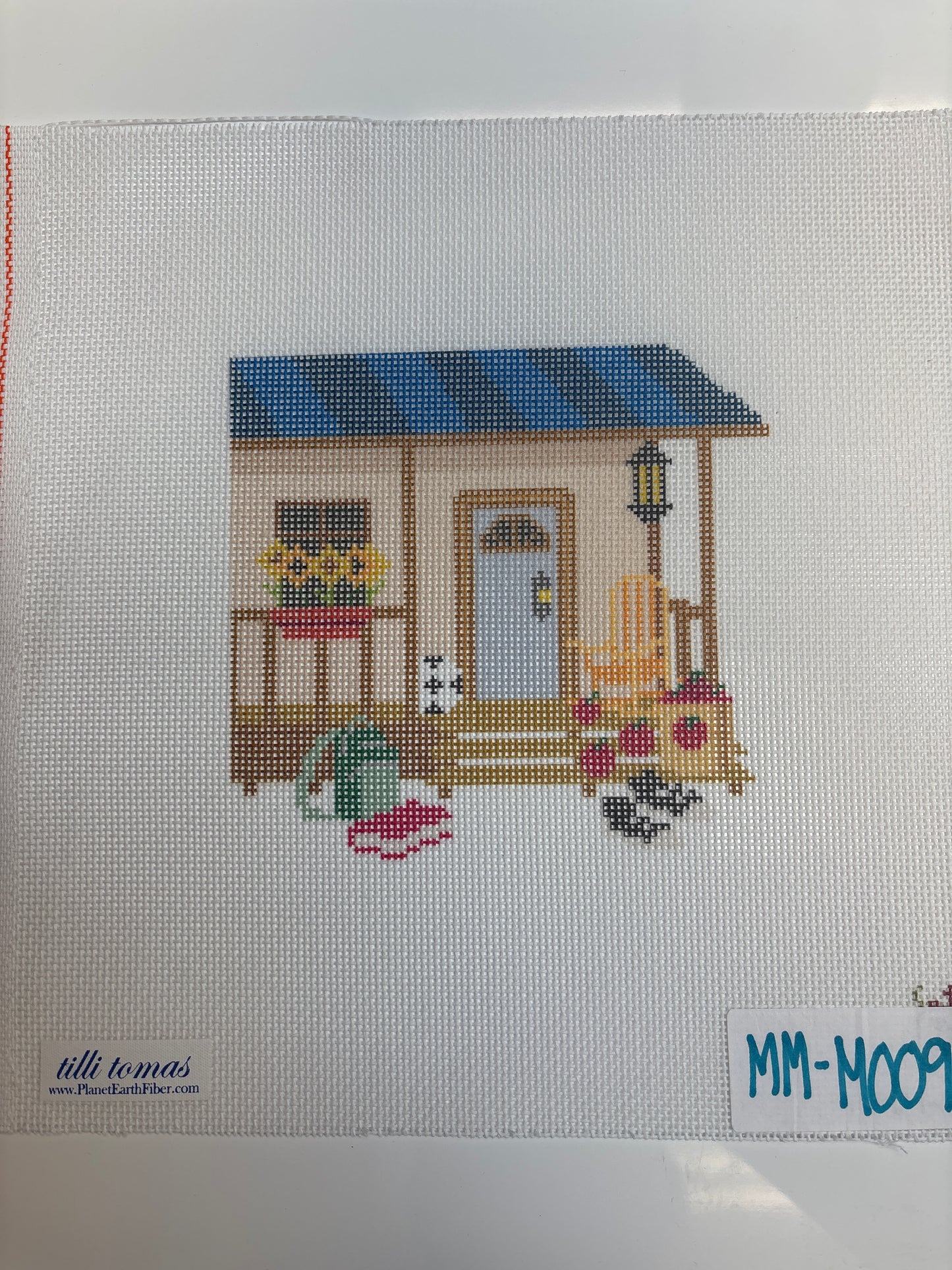 MM-M009 Back to School Cottage - Trunk Show