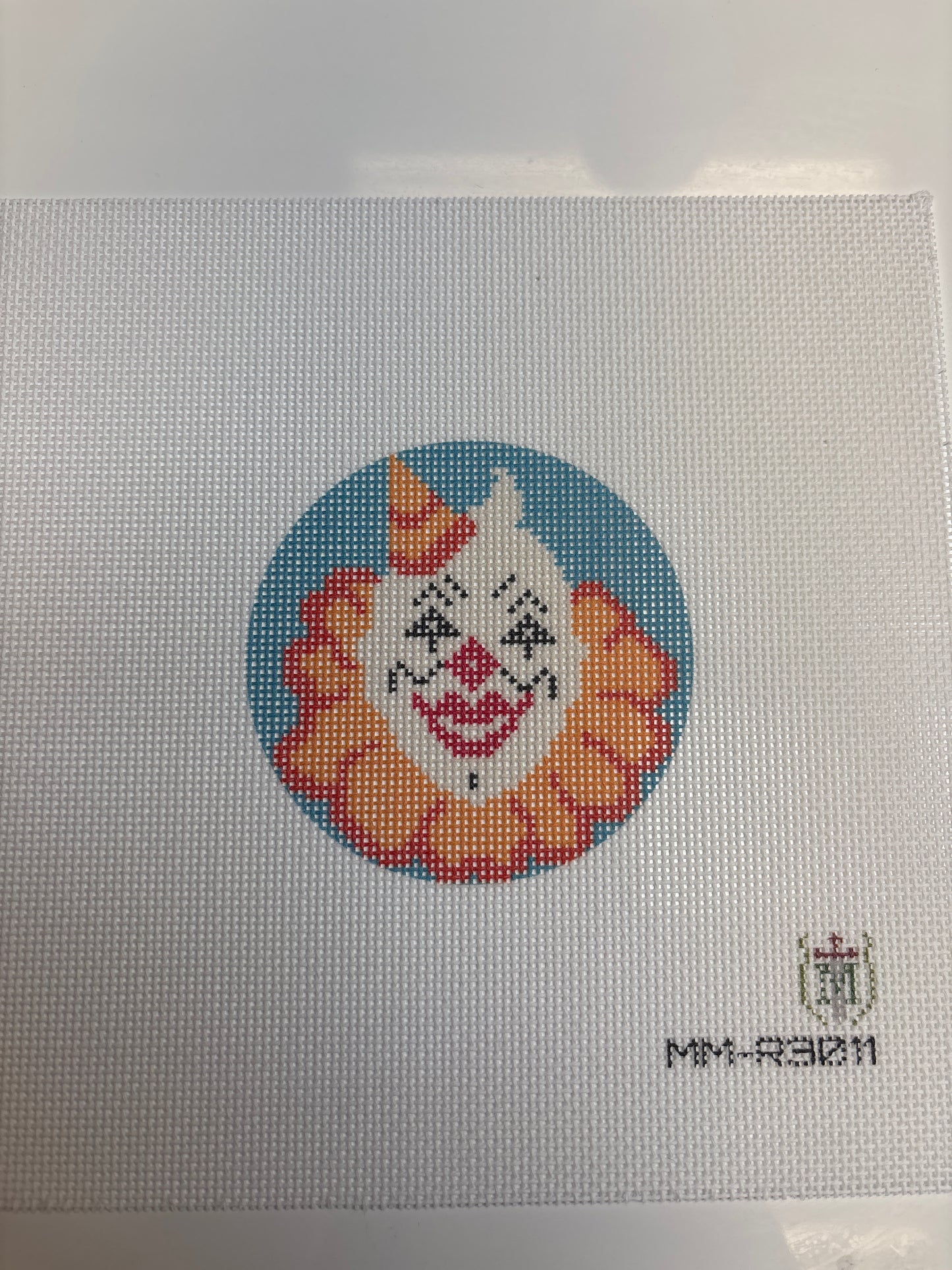 MM-R3011 Vintage Clown - Trunk Show