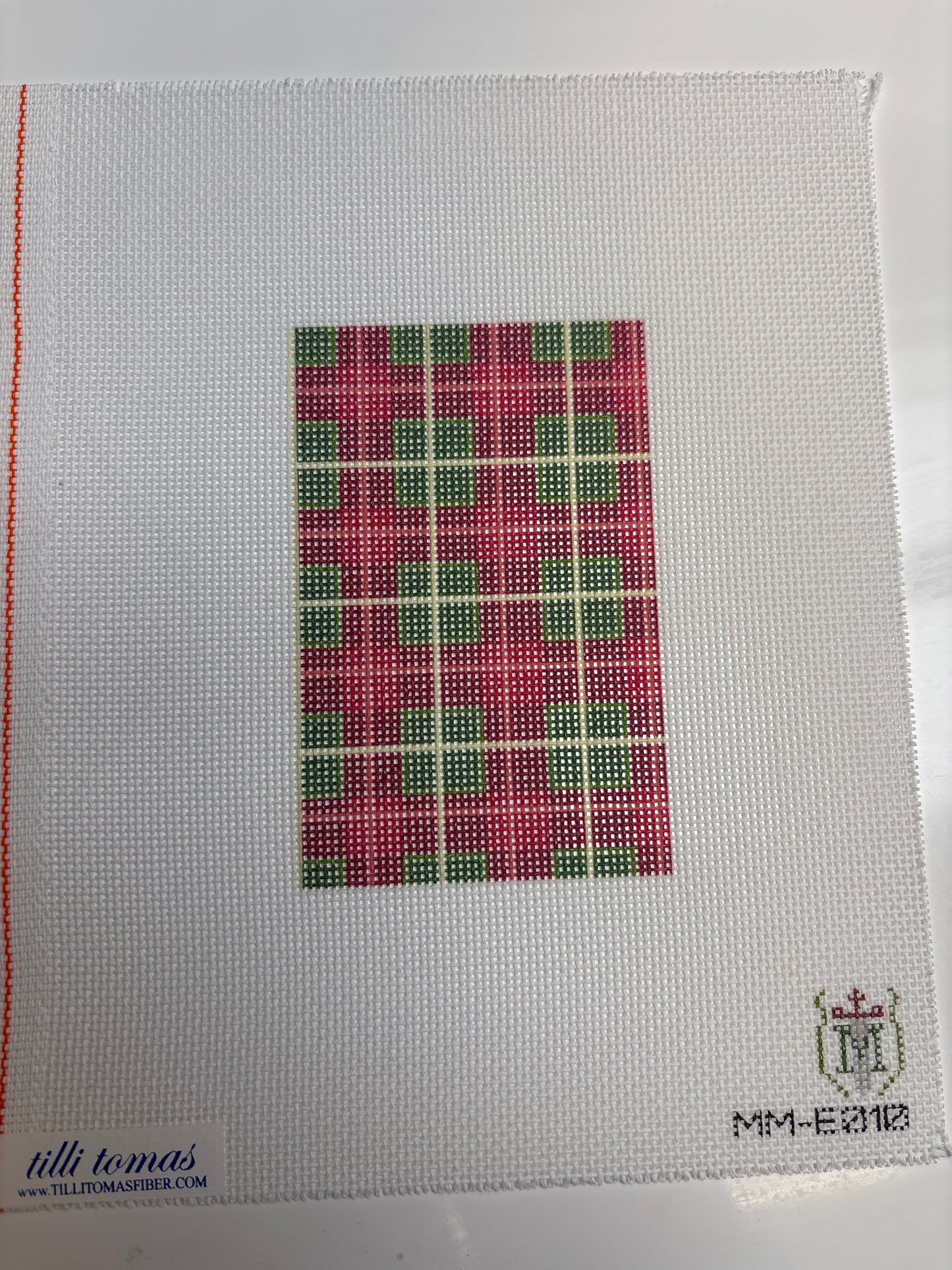 MM-E010 Tartan - Trunk Show