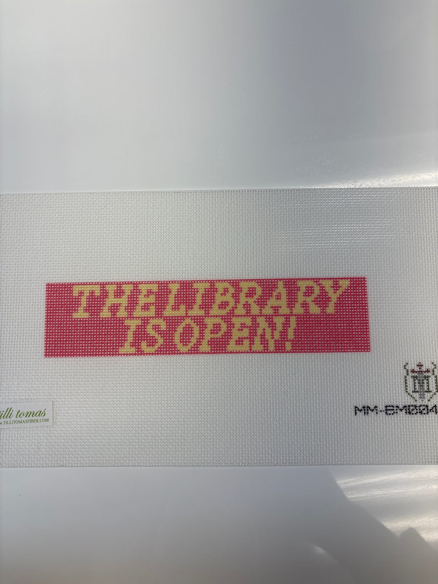MM-BM004 Library is Open - Trunk Show