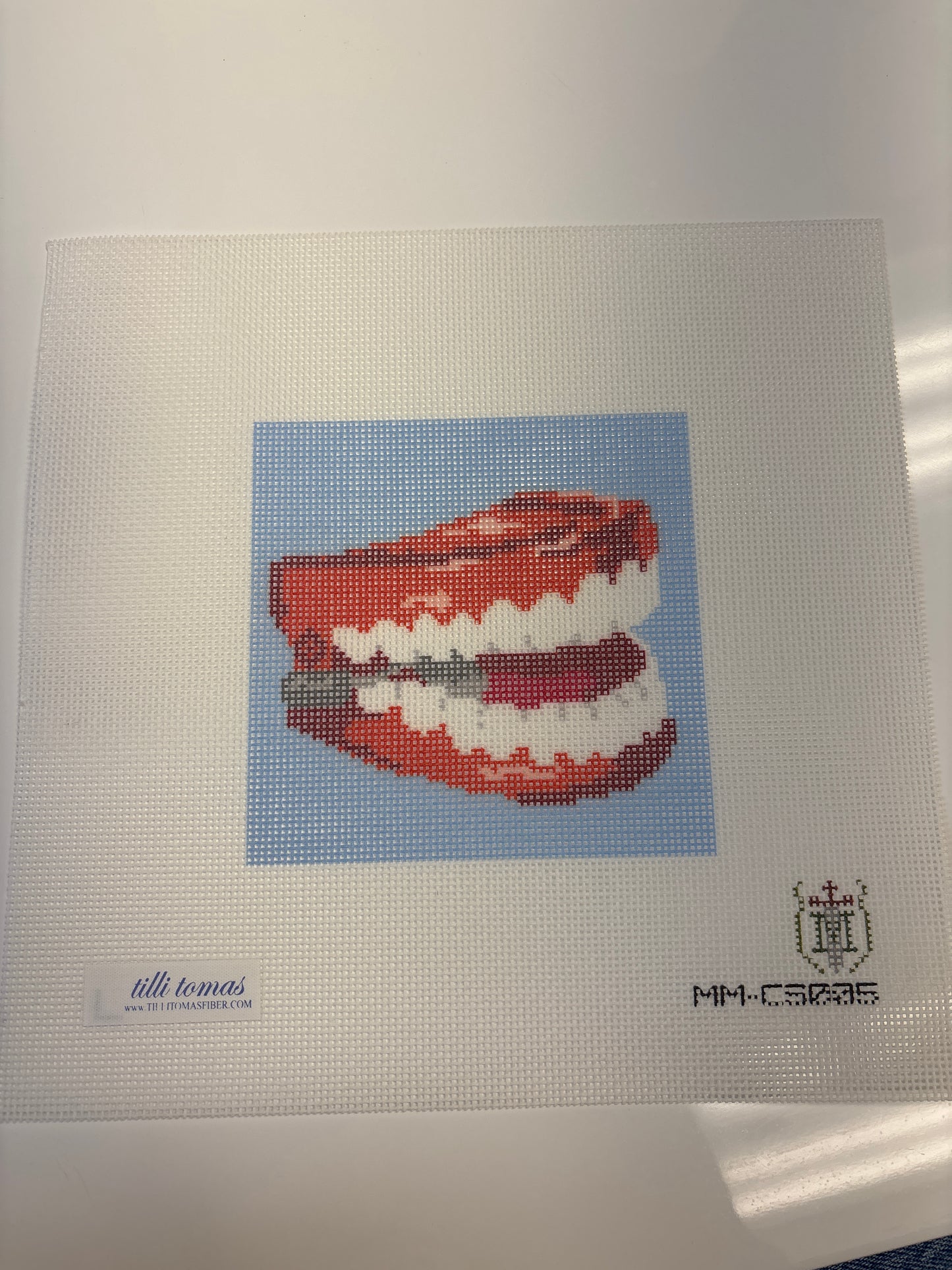 MM-CS005 Chompy Teeth - Trunk Show