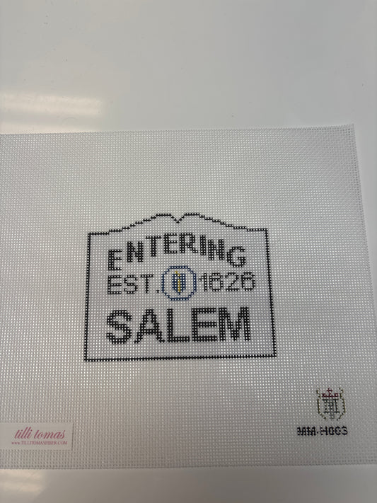 MM-H003 - Entering Salem - Trunk Show