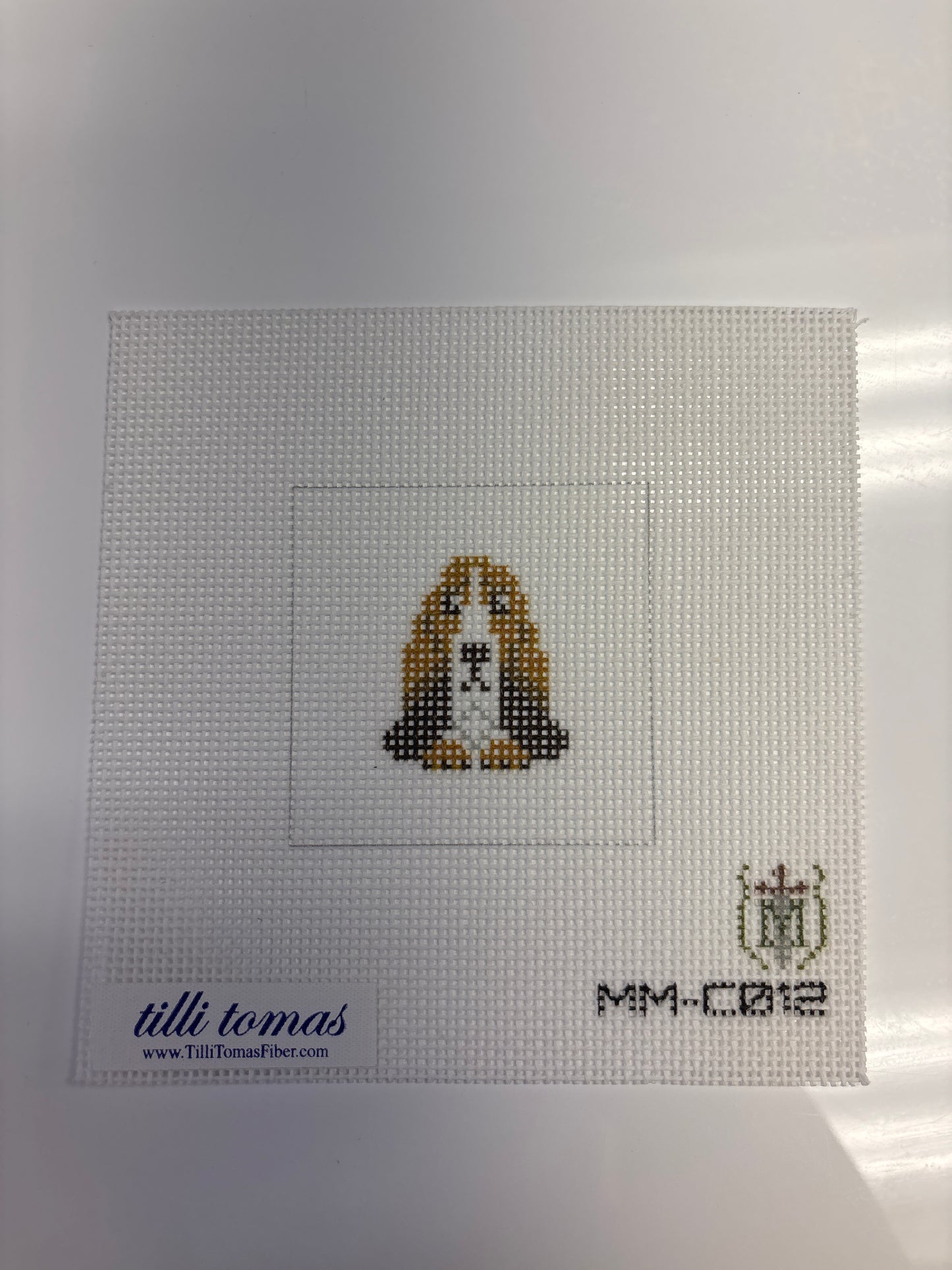 MM-C012 Basset Hound - Trunk Show