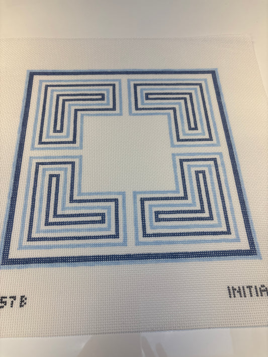 1057B - Labyrinth- Trunk Show