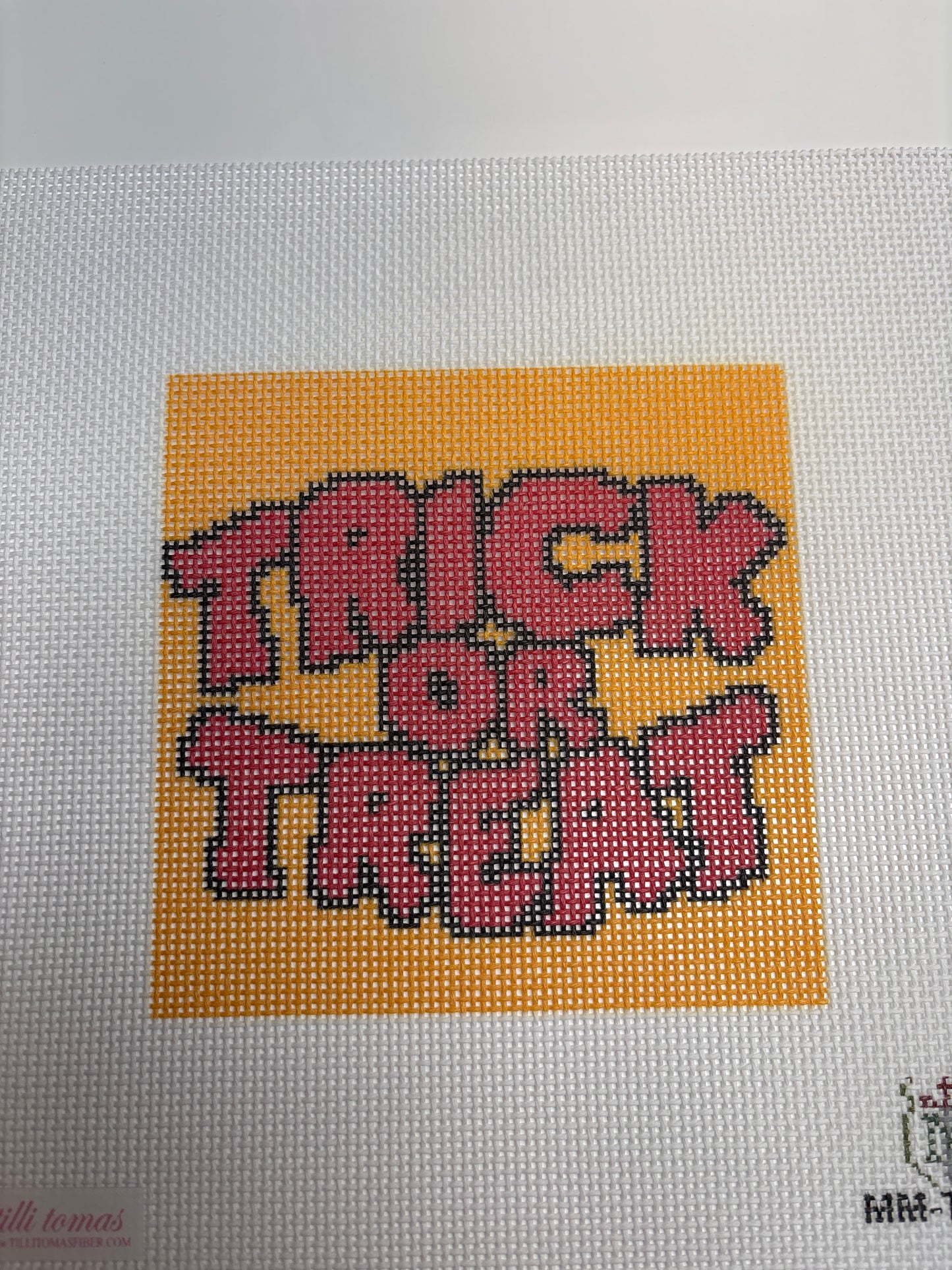 MM-T052 Trick or Treat - Trunk Show